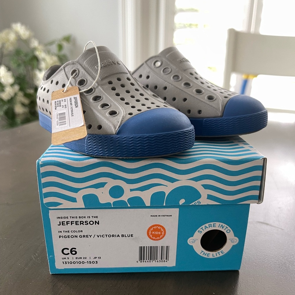NWT Toddler Native Shoes. Size Toddler 6C